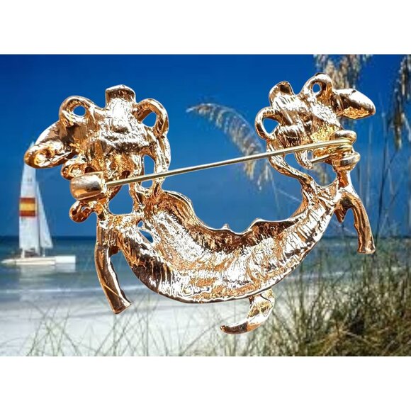 Palm tree Santa Brooch Pin New Beach Bound Coming to Coast Island Town V… - Picture 12 of 12